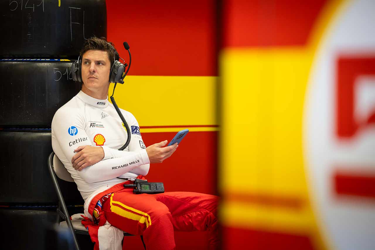 ジェームス・カラド