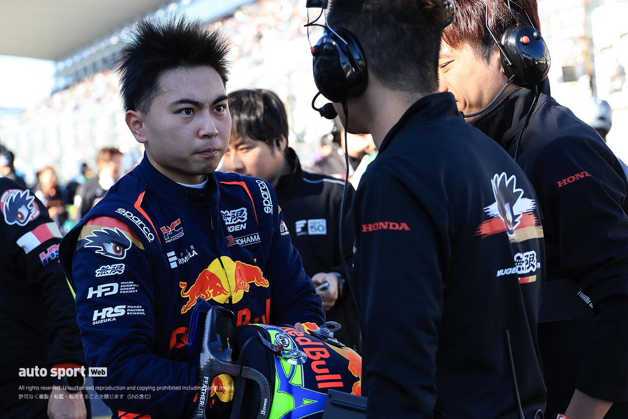 岩佐歩夢（TEAM MUGEN）