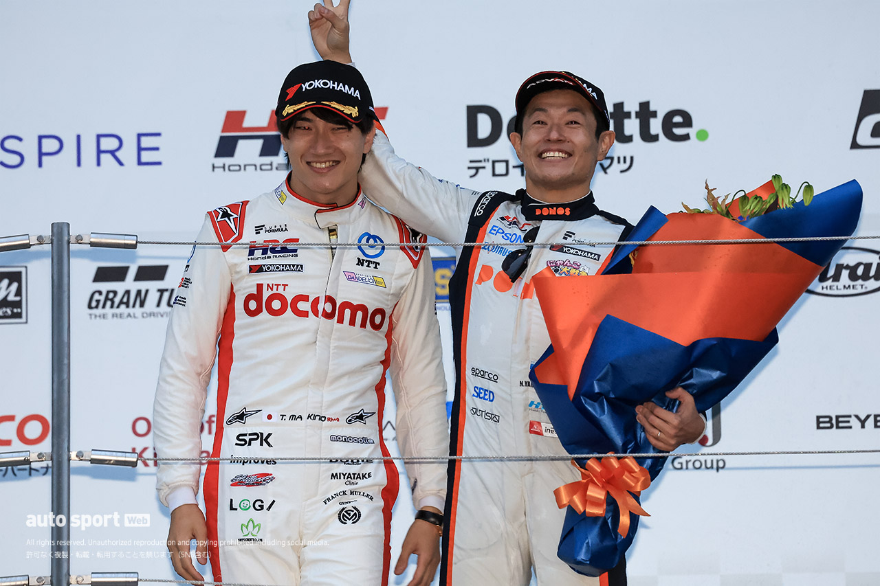 山本尚貴（PONOS NAKAJIMA RACING）と牧野任祐（DOCOMO TEAM DANDELION RACING）