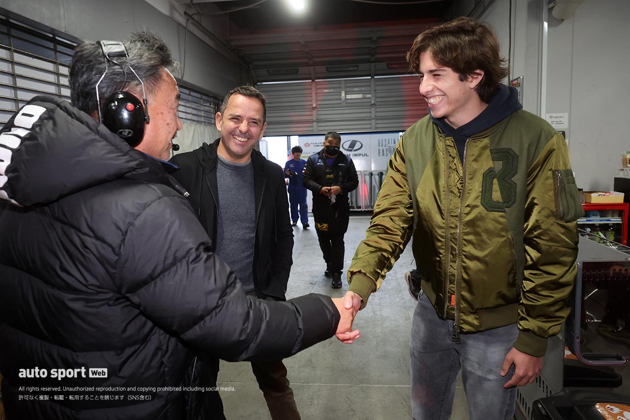 ひさしぶり！ FN／GT500チャンピオンのブノワ・トレルイエが来日。スーパー耐久第7戦富士を訪問