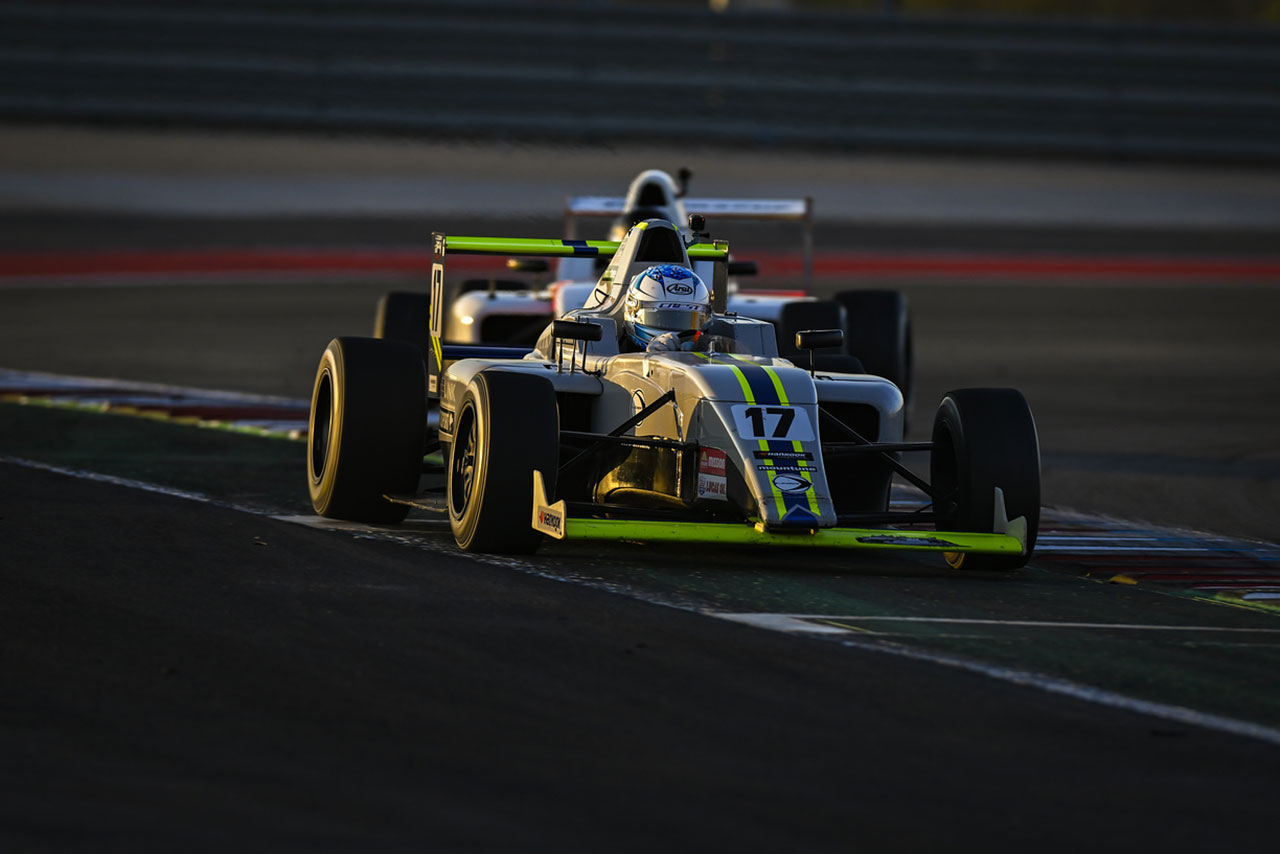 リジェJS F4最終戦に参戦した沼田拓海（キウイ・モータースポーツ）