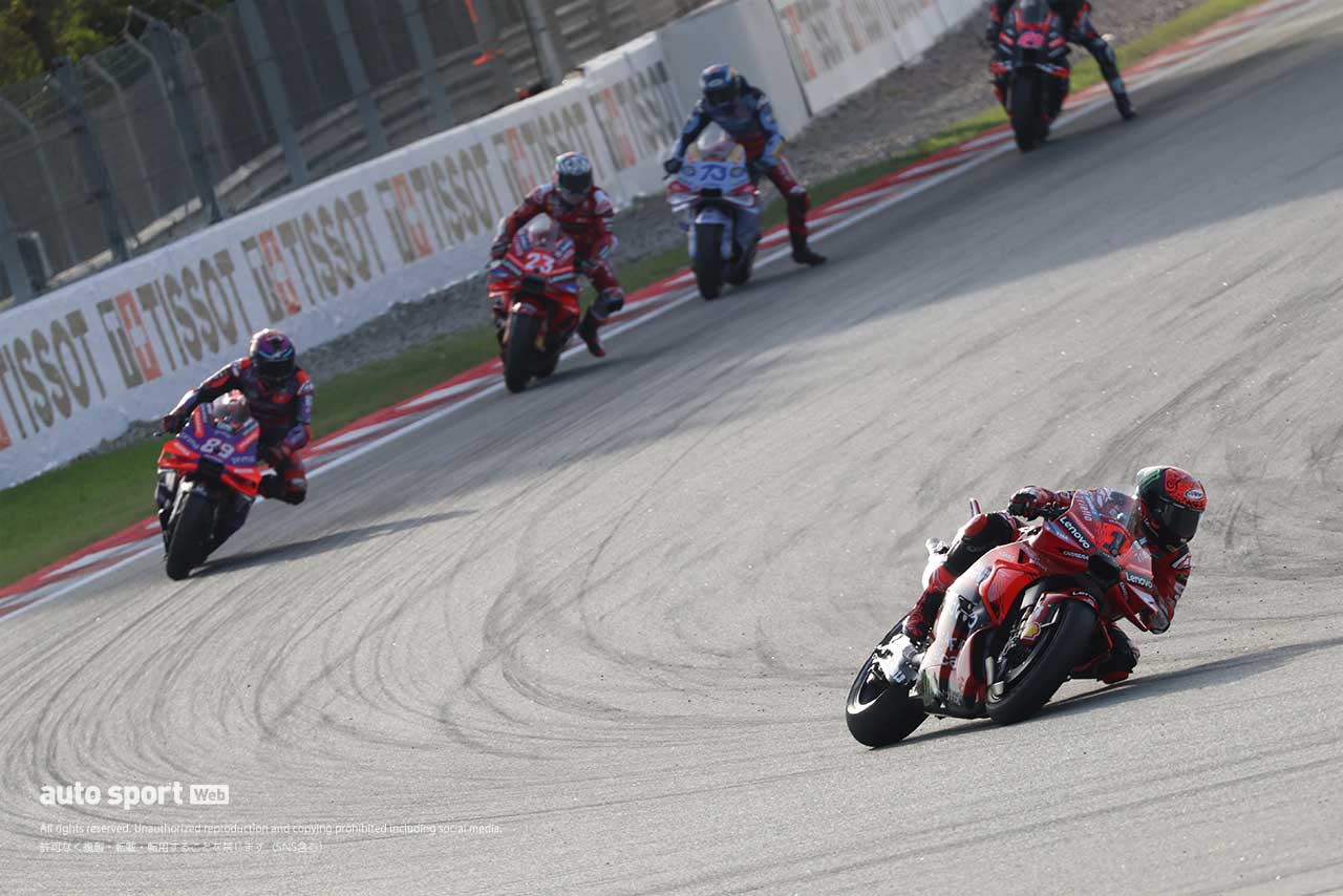 バニャイアがポール&スプリント優勝でチャンピオンの望みをつなぐ。マルティンは3位／第20戦ソリダリティGP