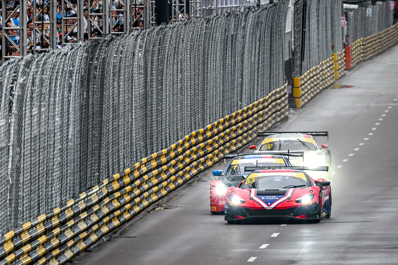 残り2周でまさか……エンゲルがドラマチックなウエットレースで逆転勝利／マカオGTワールドカップ