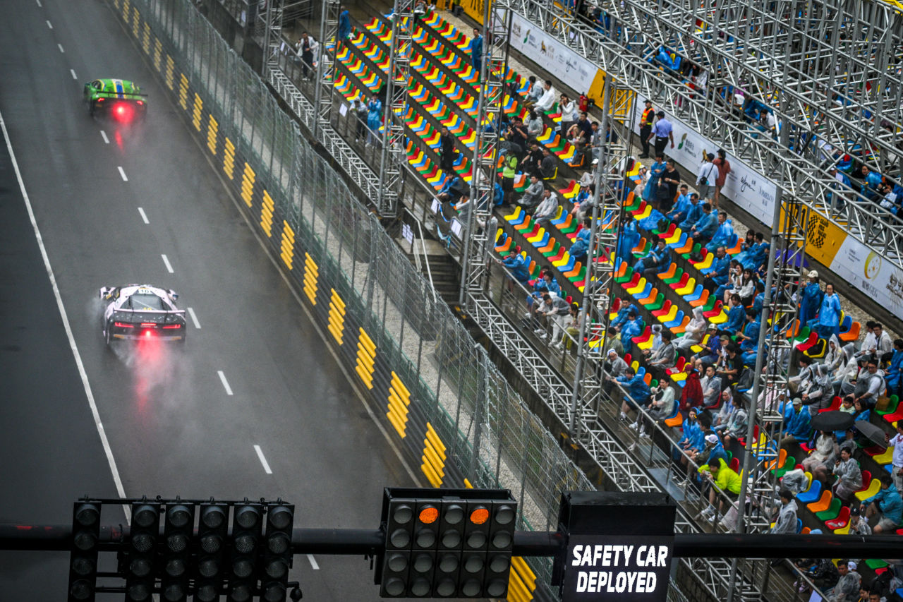 残り2周でまさか……エンゲルがドラマチックなウエットレースで逆転勝利／マカオGTワールドカップ