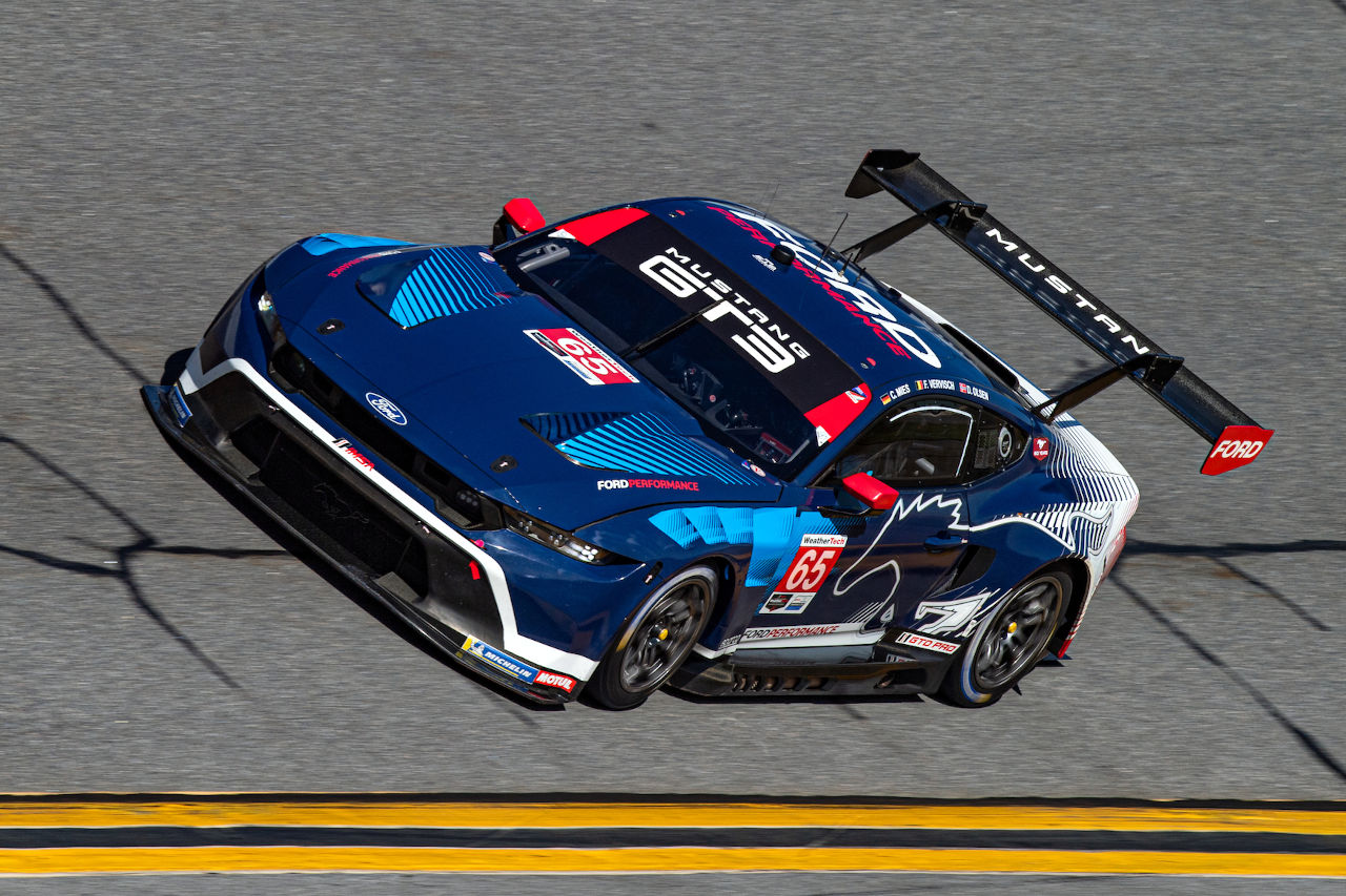 デイトナで3日間のテストが完了。全体トップはランボルギーニ、GTはフォードが好調／IMSA