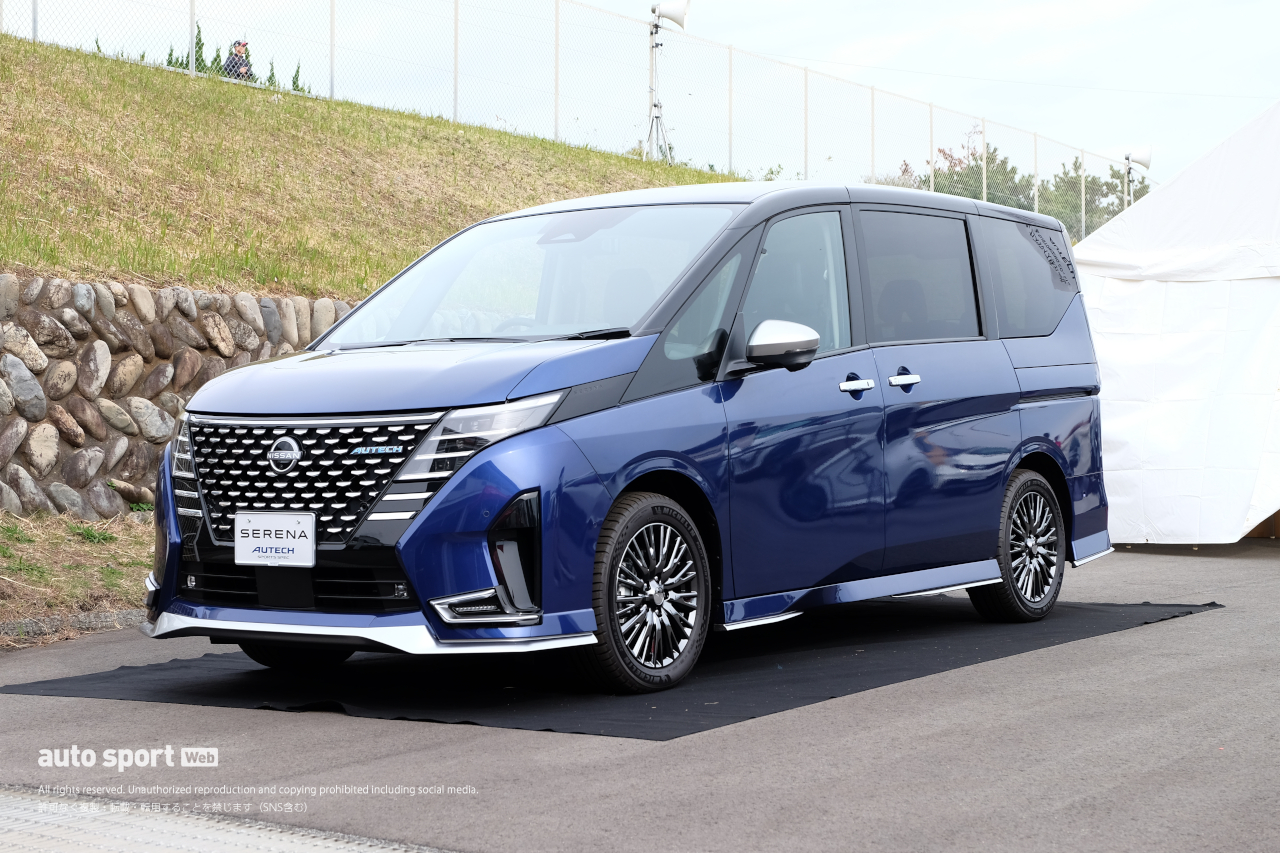 日産車大集合。オーテック車、ニスモ車のイベントで千代勝正がスーパーGT最終戦への意気込みを語る