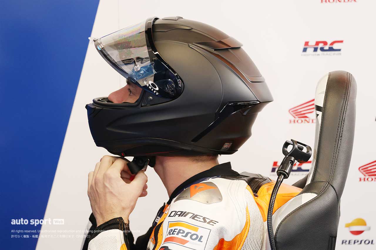 ジョアン・ミル、AGVからKabutoにヘルメット変更か。MotoGPバルセロナテストで使用を確認