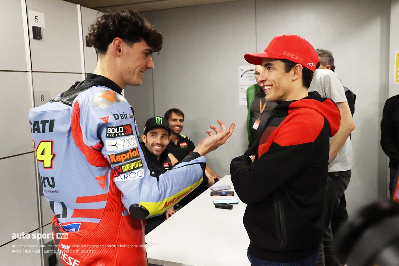 M.マルケス、ドゥカティレッドで初仕事。デスモセディチGP25の改善点とホンダ時代と似ているチーム／MotoGPバルセロナテスト