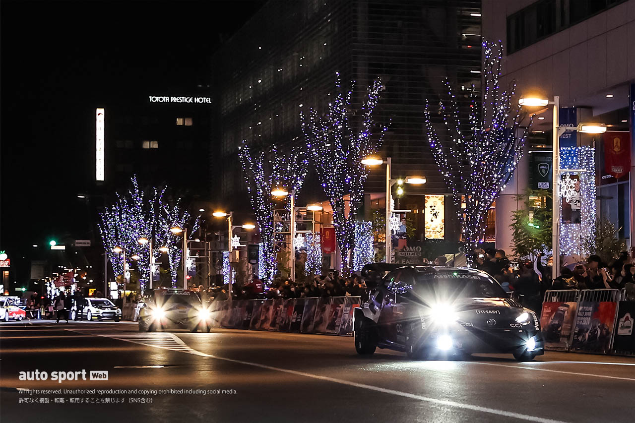 ラリージャパン2024“前夜祭”が豊田市駅前で開催。勝田貴元ら参加のサイン会とパレードランが大盛況