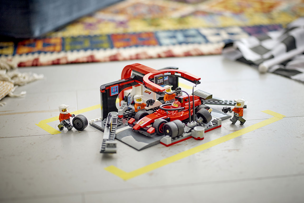 #60443 レゴシティ F1 Ferrari レースカーのピットイン