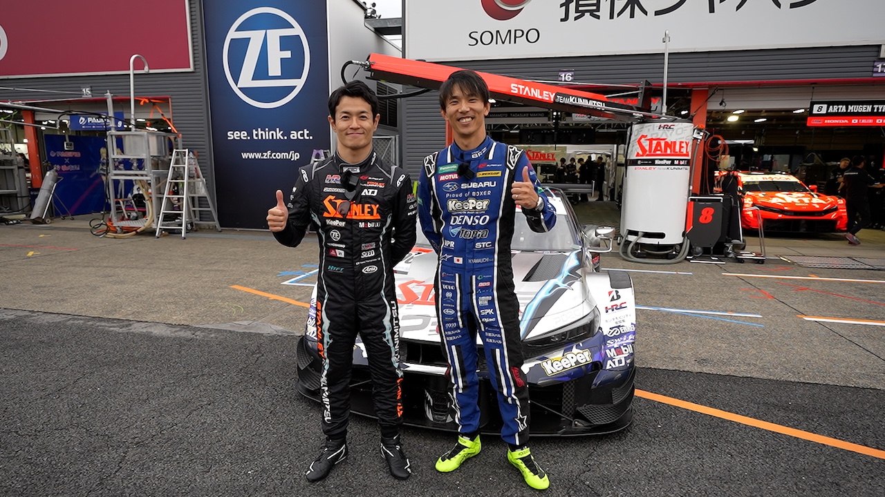 前代未聞の企画が実現。ホンダとスバルのエースがスーパーGTマシンを乗り比べ。撮影のウラ話明かします