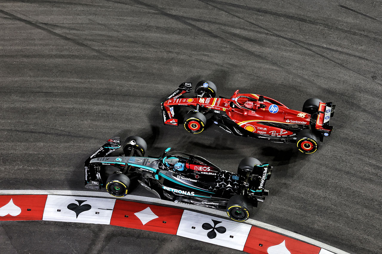 ジョージ・ラッセル（メルセデス）とシャルル・ルクレール（フェラーリ）の攻防