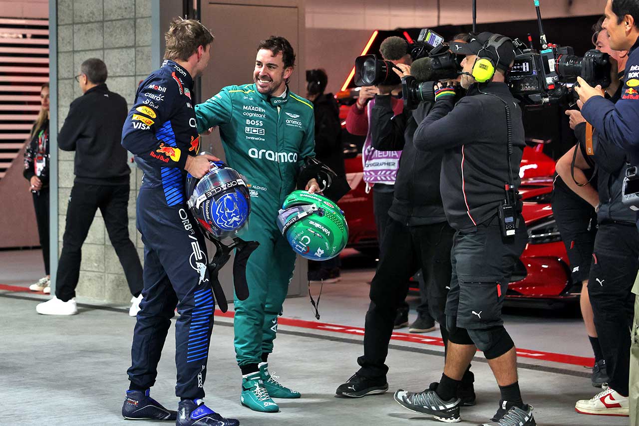 マックス・フェルスタッペン（レッドブル）＆フェルナンド・アロンソ（アストンマーティン）