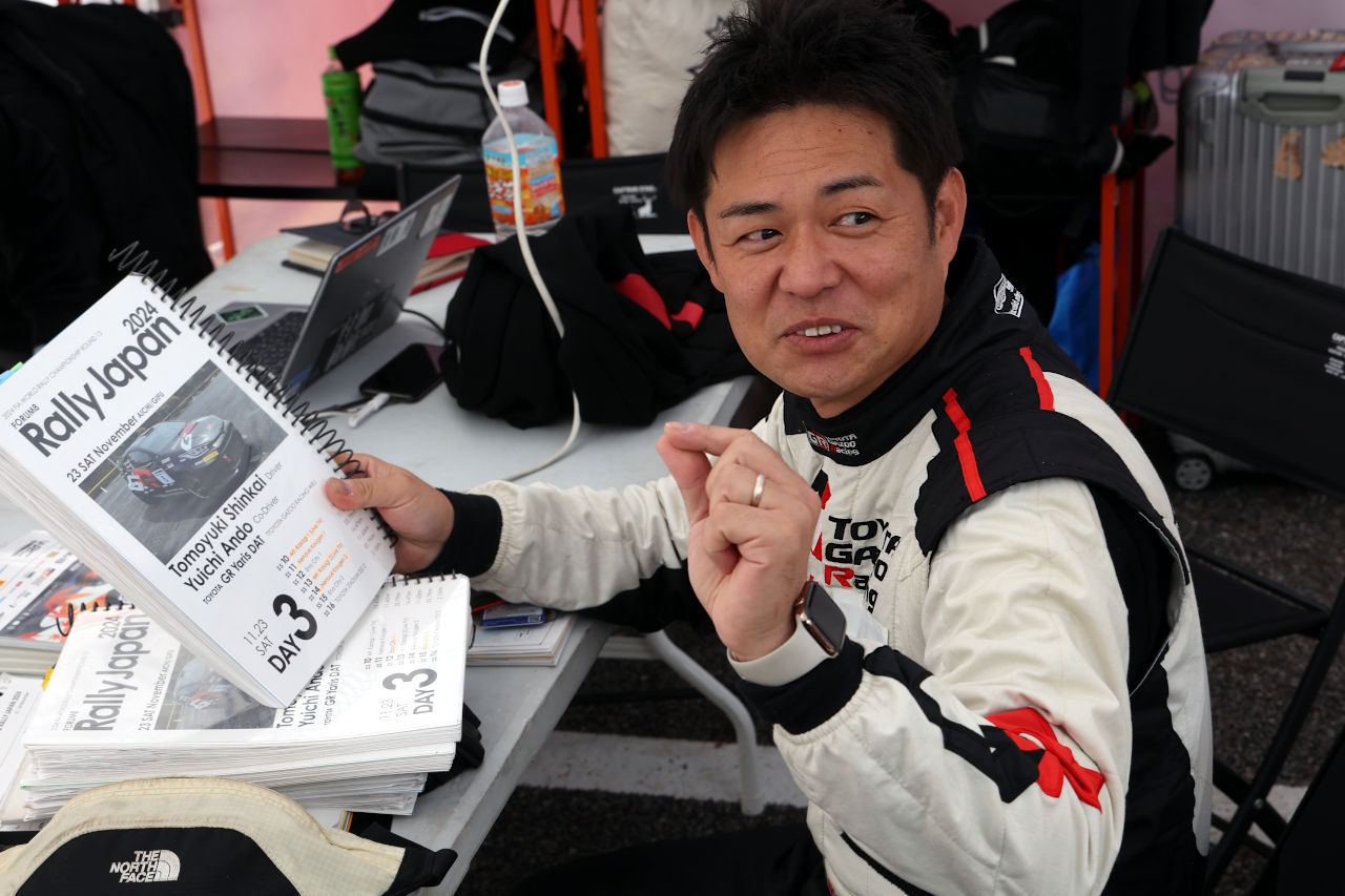最後のラリージャパンは試練の連続に。眞貝知志／安藤裕一組が6年過ごしたTGR-WRJに別れ「幸せな経験でした」