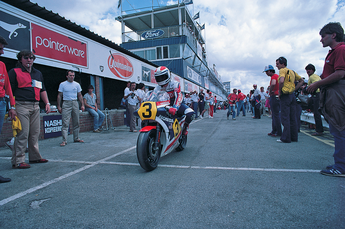 【RACERS重版出来記念】「もう負けは許されなかった」1983年型NS500 LPL／元ホンダ代表取締役社長 福井威夫氏インタビュー