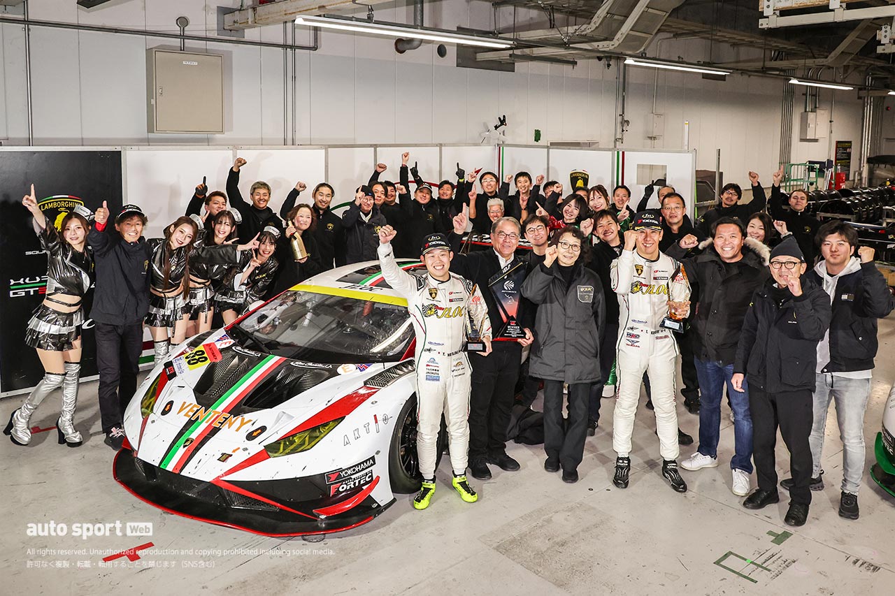 30年の挑戦が結実。JLOC則竹監督「ランボルギーニで勝ってやろうという思いが突き動かしてくれた」