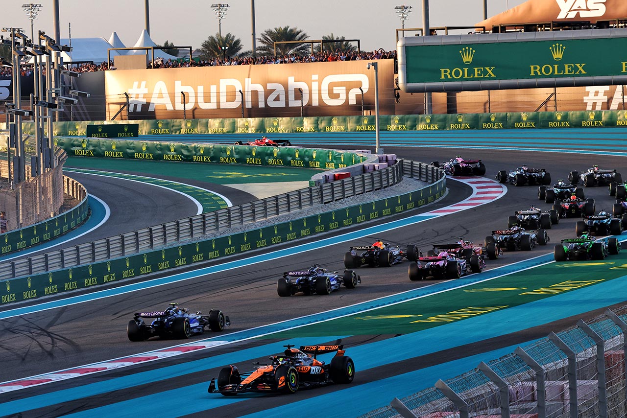 マクラーレンF1のステラ代表が振り返る最終戦。26年ぶりタイトルを脅かした、1コーナーでの接触