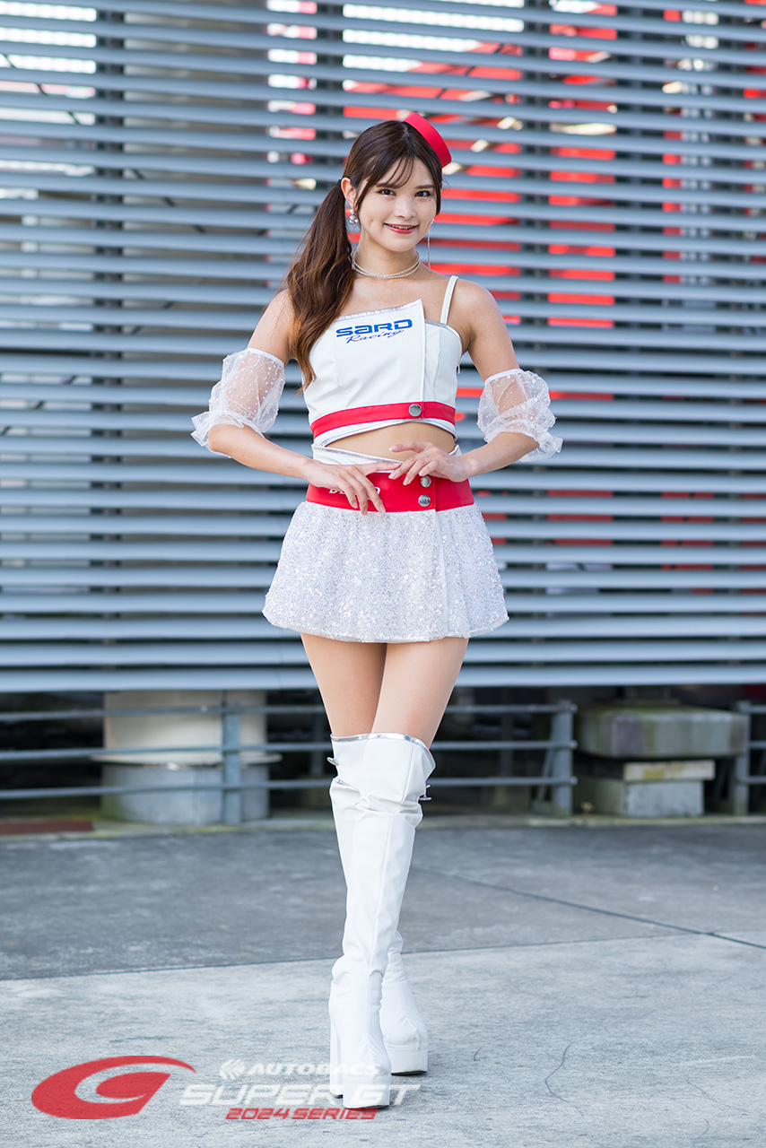 木村楓 2024 SARDイメージガール 2024年/スーパーGTの写真①