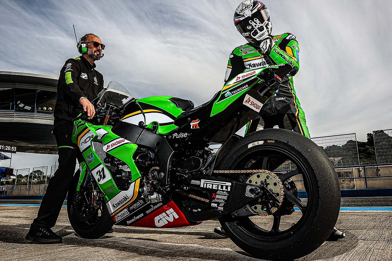 SBK、2025年暫定エントリーリスト発表。ラズガットリオグルが2年ぶりにゼッケン1。岡本裕生と鳥羽海渡がWSSPに参戦