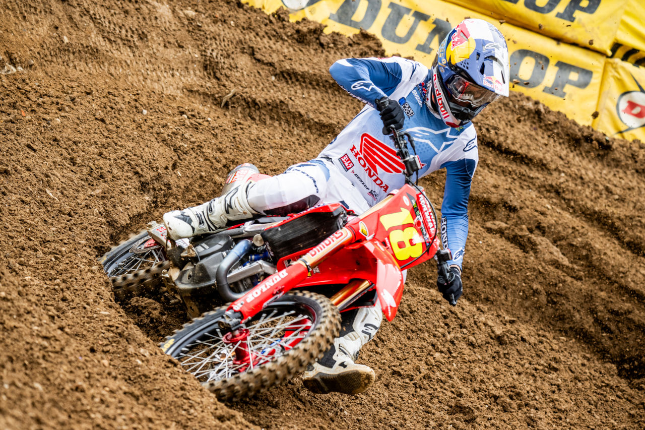 住友ゴム、ダンロップとファルケンタイヤの2024年度モータースポーツ活動を報告