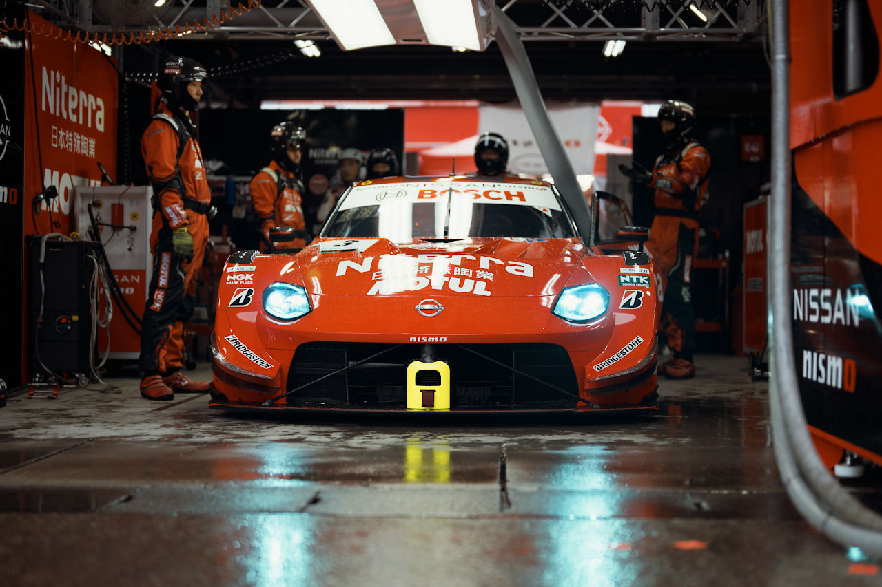 【大画面推奨】映像で感じる恐怖！ ハコの常識を超えたau TOM’S GR Supra坪井翔の予選アタック