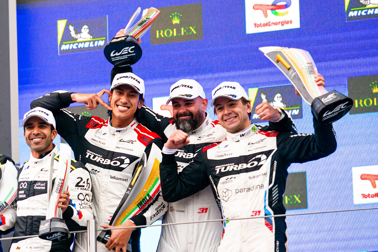 佐藤万璃音を擁するユナイテッド・マクラーレンの布陣固まる。WRTよりダレン・ラーンとショーン・ゲラエルが移籍加入