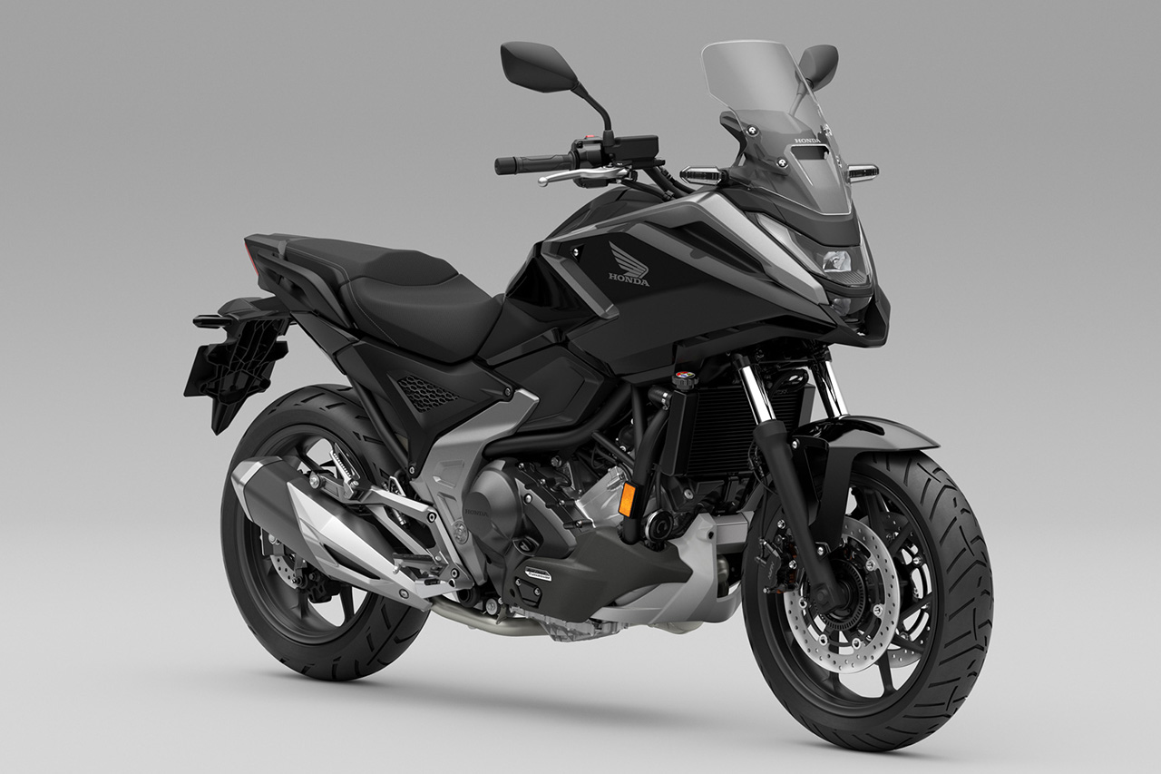 ホンダ、マイナーチェンジを施した『NC750X』の最新モデルを発表。2月10日より発売