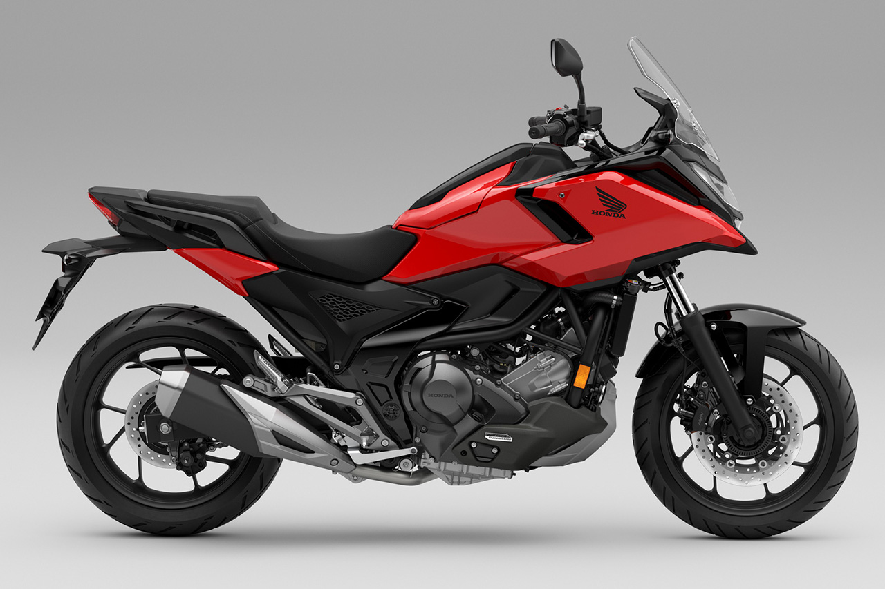 ホンダ、マイナーチェンジを施した『NC750X』の最新モデルを発表。2月10日より発売