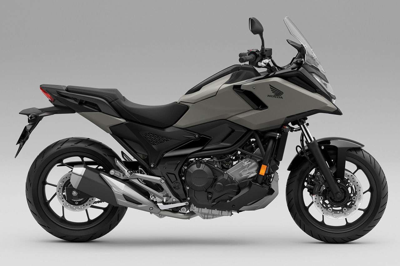 ホンダ、マイナーチェンジを施した『NC750X』の最新モデルを発表。2月10日より発売
