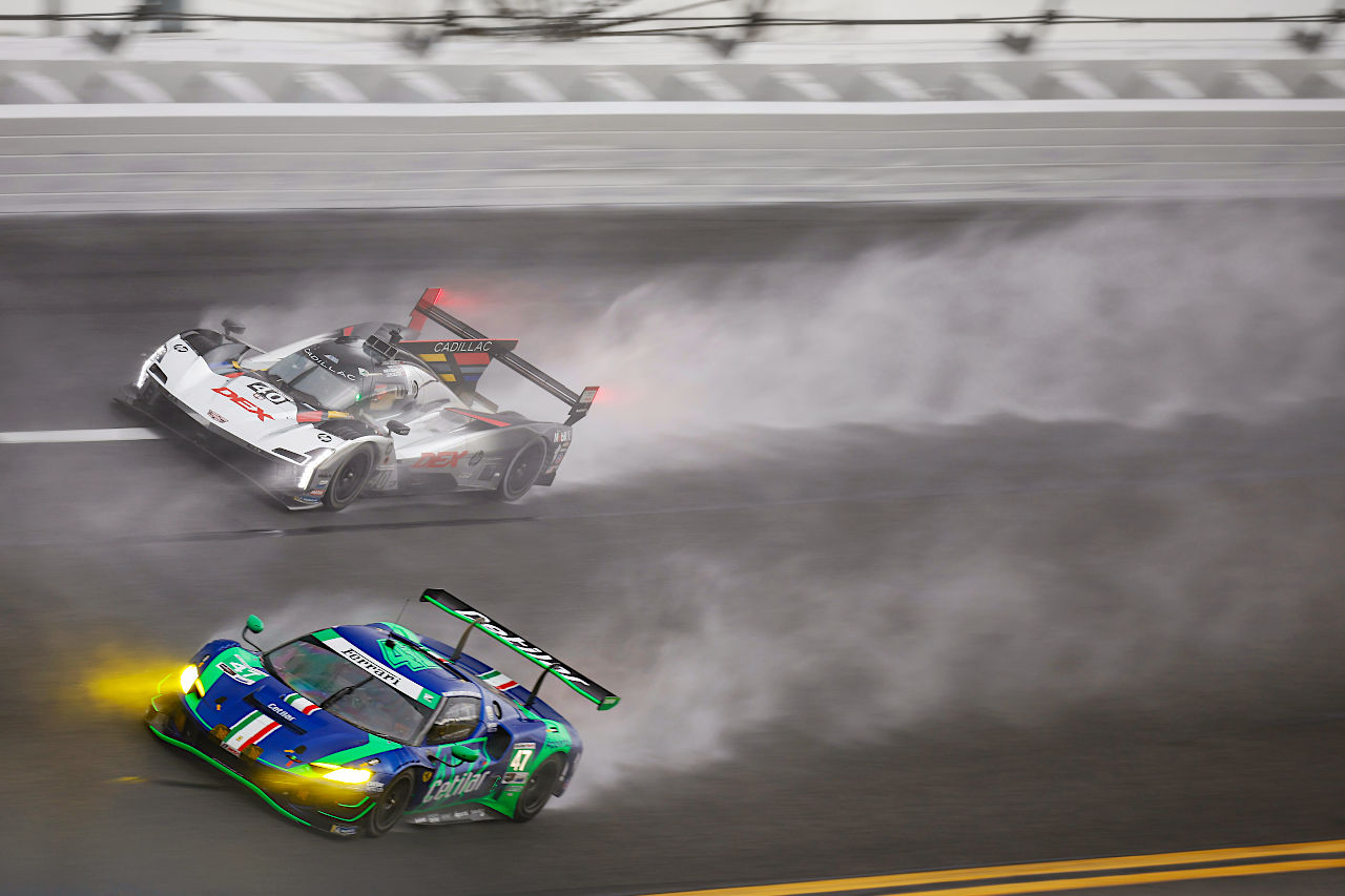 NSXの限界に直面／最終日は荒天ディレイ／休止発表も年内復帰の可能性etc.【IMSA公式テスト日曜Topics】