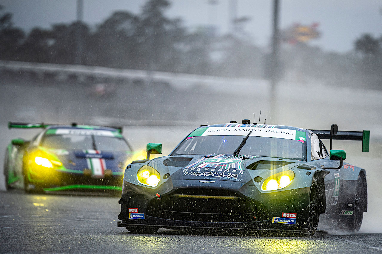 NSXの限界に直面／最終日は荒天ディレイ／休止発表も年内復帰の可能性etc.【IMSA公式テスト日曜Topics】