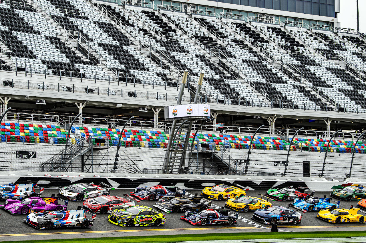 小林可夢偉駆るキャデラックと太田格之進のアキュラに大幅変更。デイトナ24時間の性能調整が更新