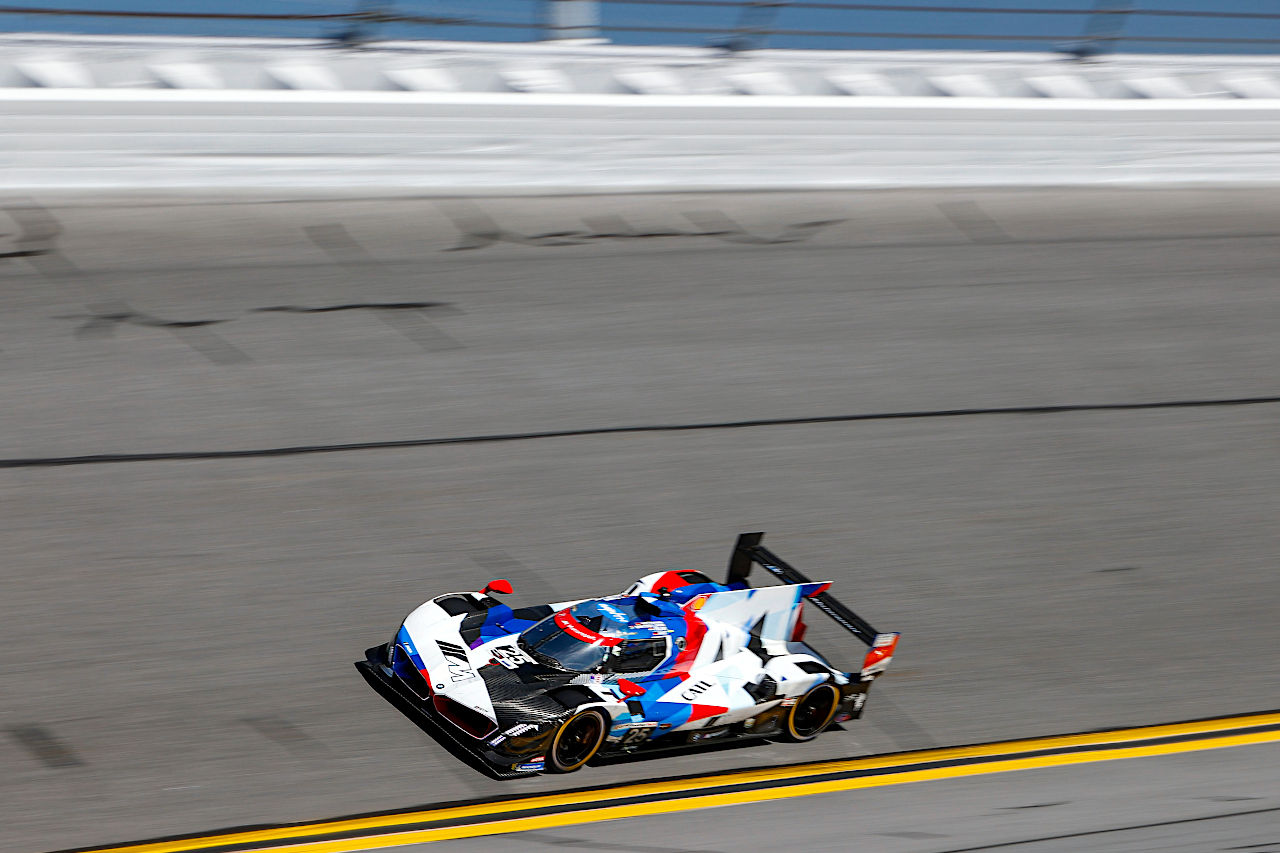 突然の離脱発表／低温下ではBMWとアキュラが最速？／「双方にとって愚かな状況」etc.【デイトナ24時間金曜Topics】