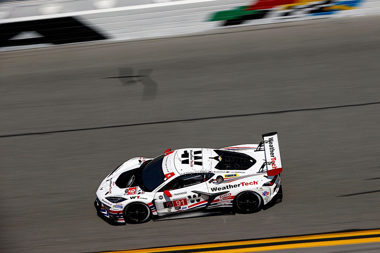 突然の離脱発表／低温下ではBMWとアキュラが最速？／「双方にとって愚かな状況」etc.【デイトナ24時間金曜Topics】