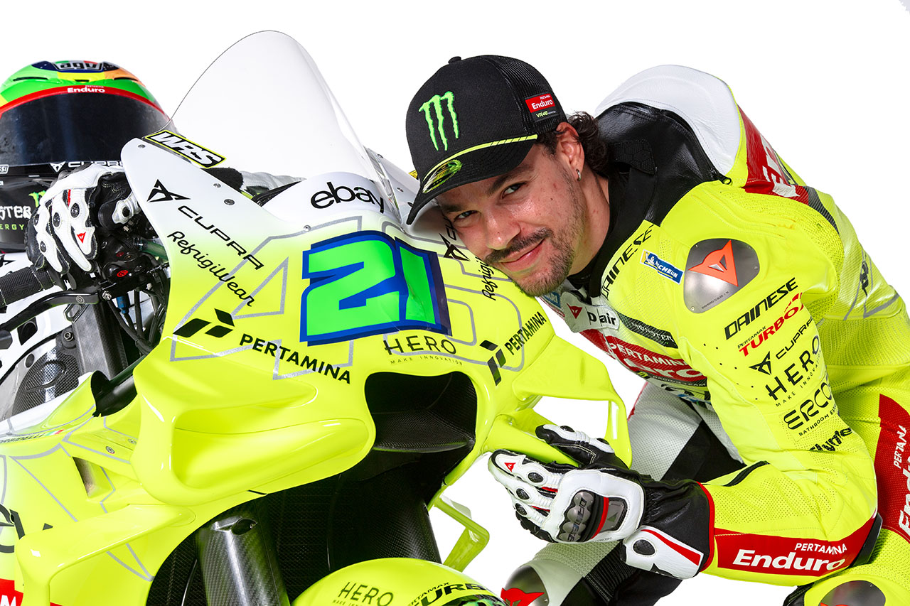 VR46レーシング・チーム、2025年のカラーリングを発表。最新型マシン支給で体制強化／MotoGP