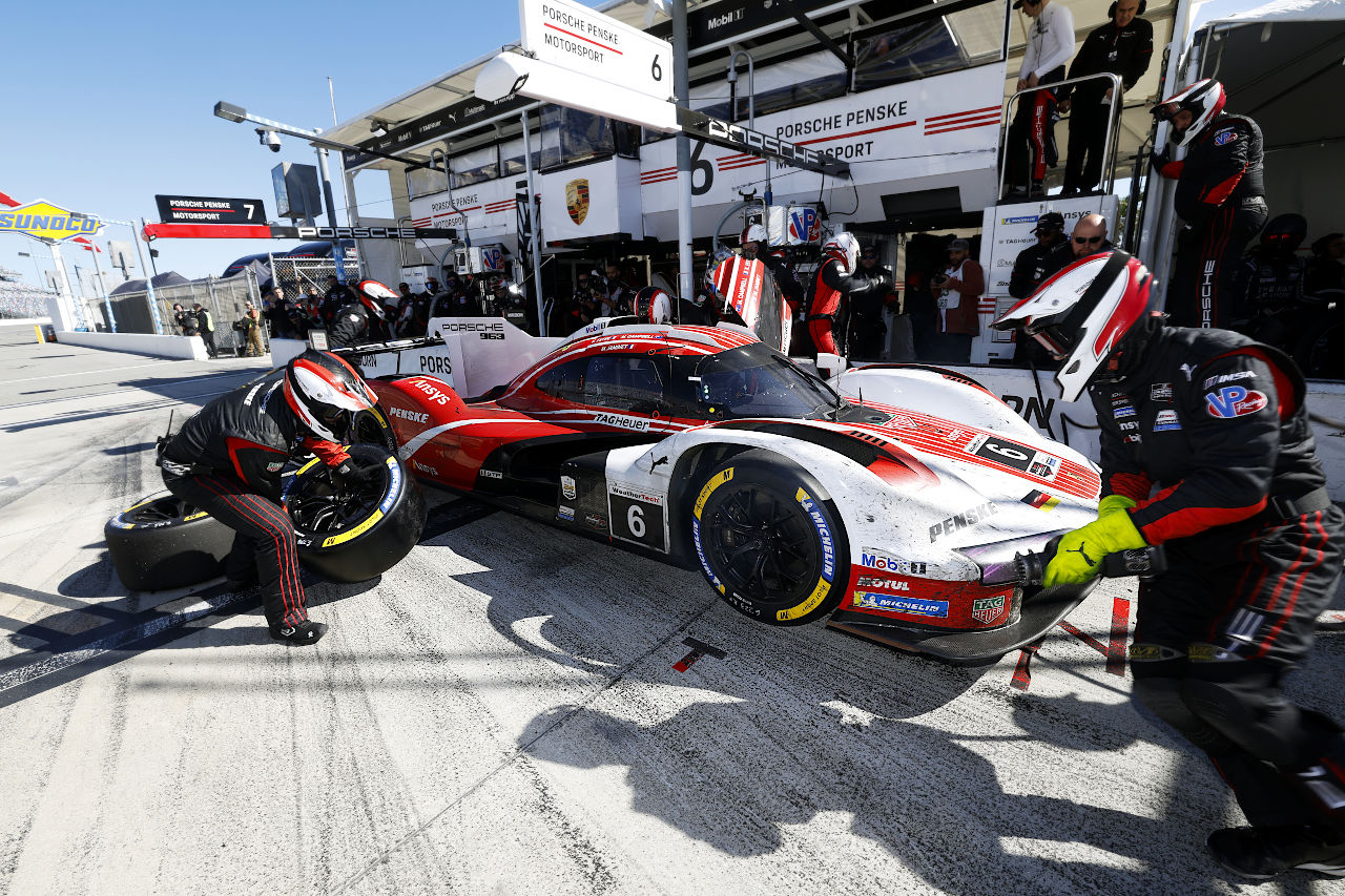 シケインは「ゆっくり走れ」／ソフトタイヤが余る／連戦となる21名は豪州直行etc.【デイトナ24時間決勝後Topics】