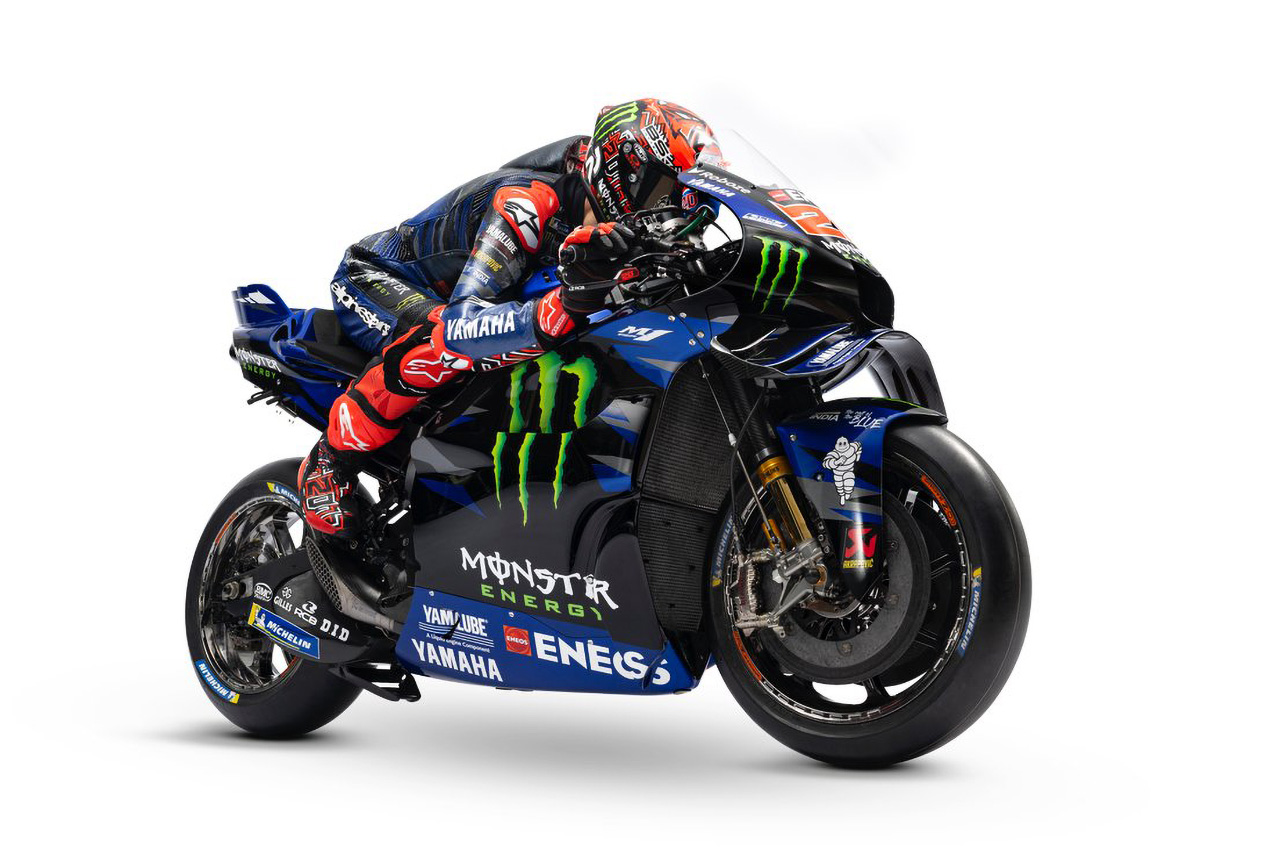 モンスターエナジー・ヤマハMotoGP、2025年のカラーリングを披露。新体制で復権狙う