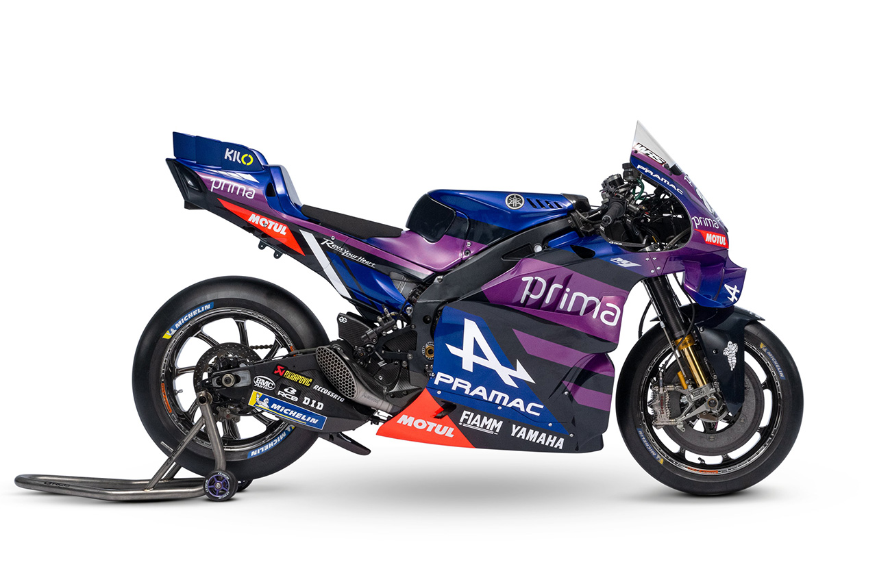 プラマック、2025年のカラーリングを発表。ヤマハに乗り換え、ライダーも一新／MotoGP