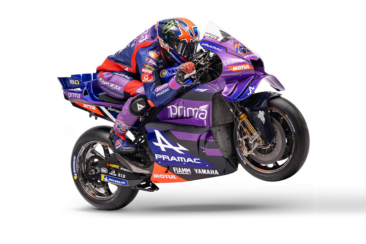 プラマック、2025年のカラーリングを発表。ヤマハに乗り換え、ライダーも一新／MotoGP