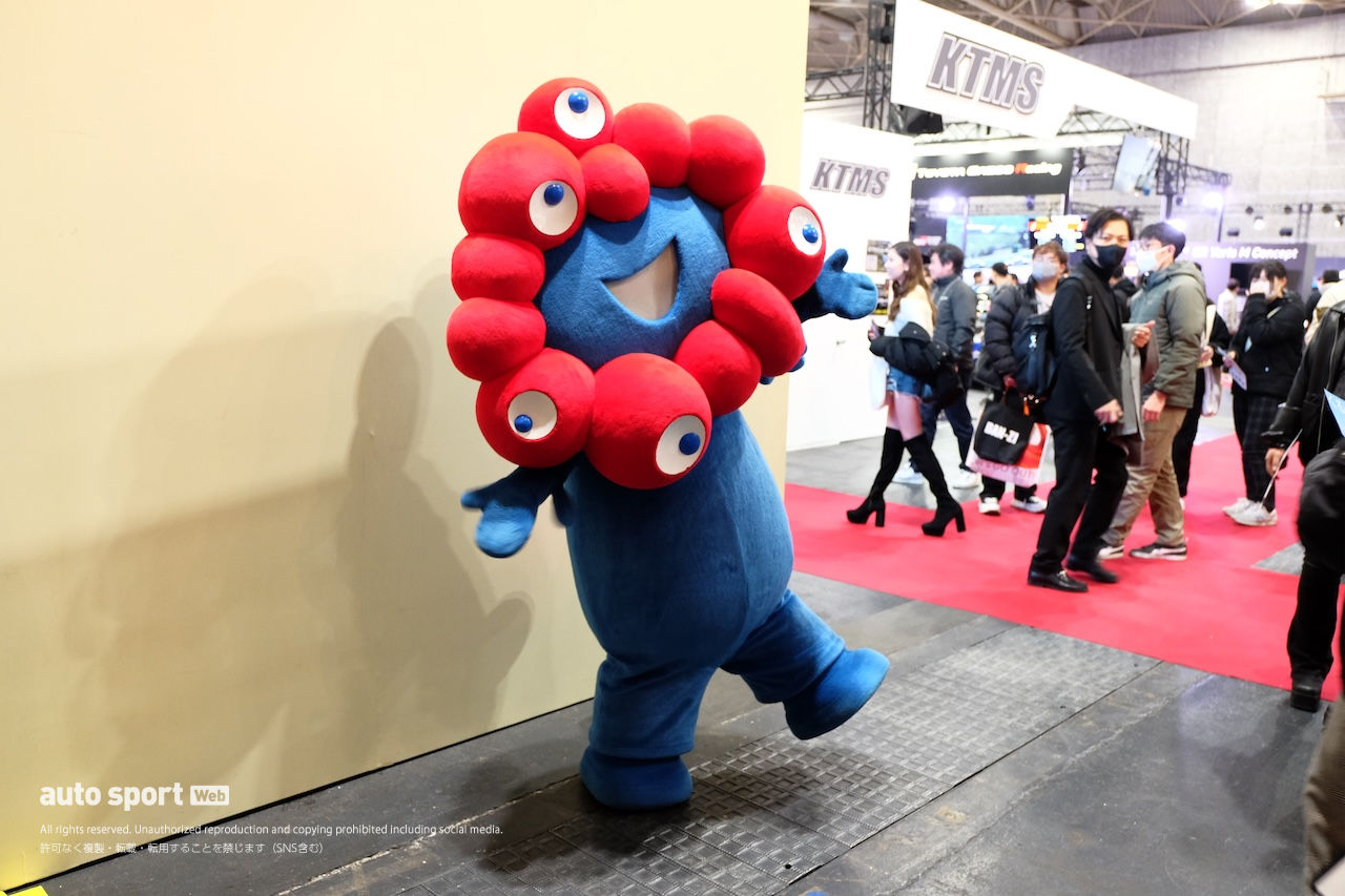 “大阪”らしいホンダ・シビックに謎のJGTCシルビア。ミャクミャクも参戦しOAM開幕【大阪オートメッセ2025写真日記】