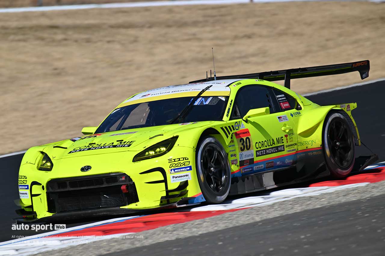 2025スーパーGT GT300富士合同テスト　apr GR86 GT