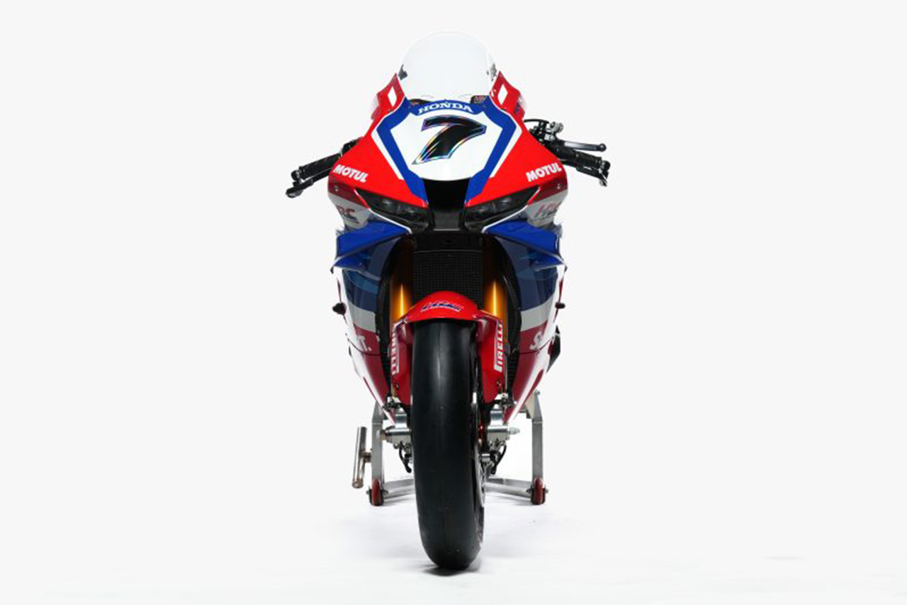SBK：ホンダ、ワークスチーム名を変更。トリコロール継続の2025年型CBR1000RR-Rを公開