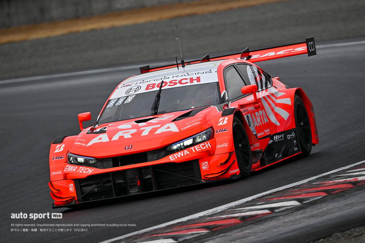 小雪舞う不安定な天候のなか岡山でスーパーGTのメーカーテストが行われる。初日は23号車Zが最速