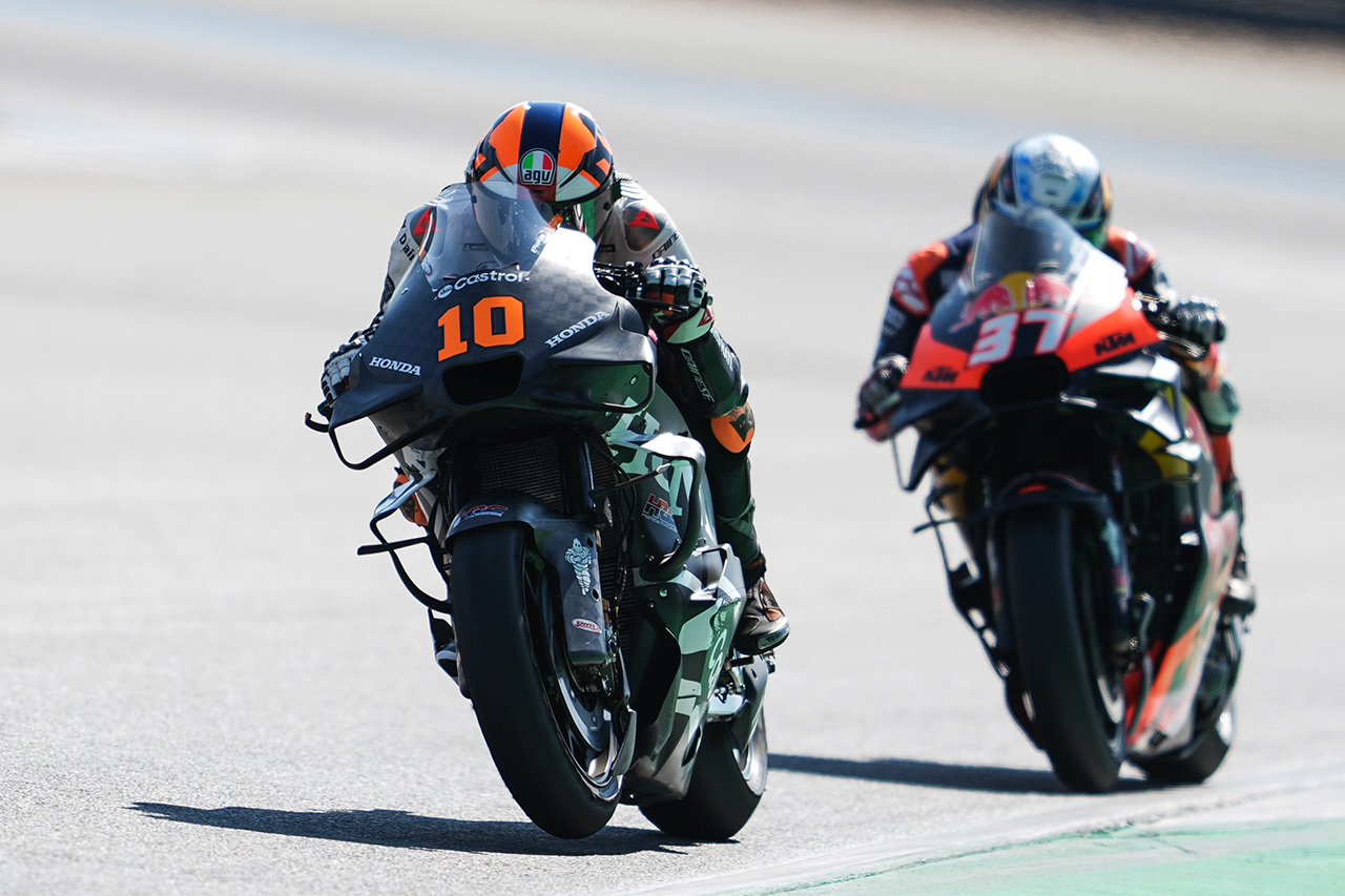 ルカ・マリーニ（ホンダHRCカストロール）、ペドロ・アコスタ（レッドブルKTMファクトリー・レーシング）