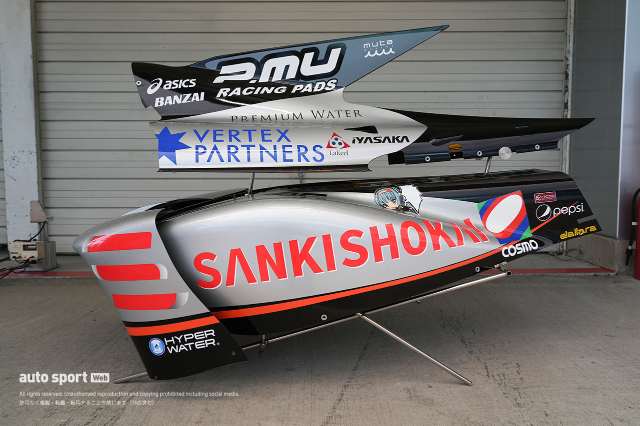 2025スーパーフォーミュラ鈴鹿公式テスト　搬入日の様子