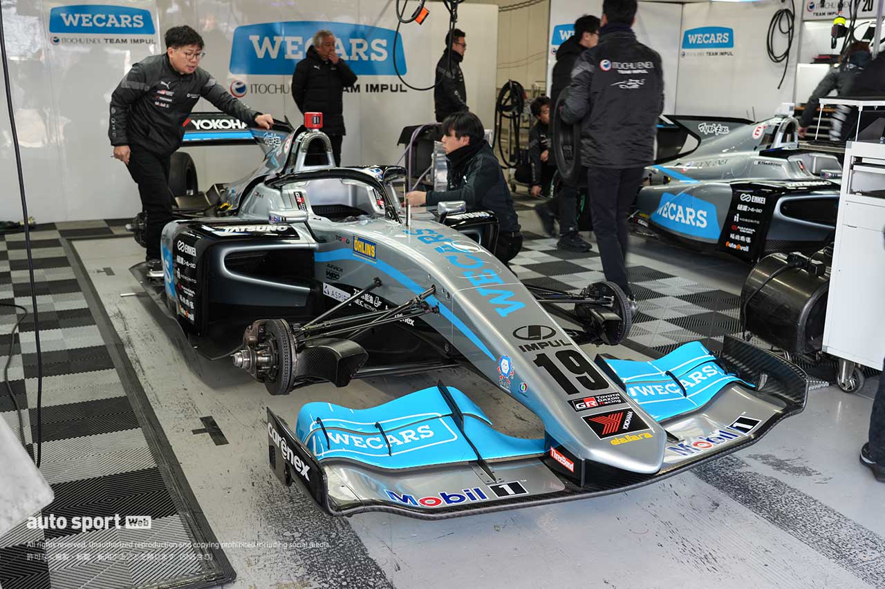 ITOCHU ENEX WECARS TEAM IMPULのマシンカラーお披露目