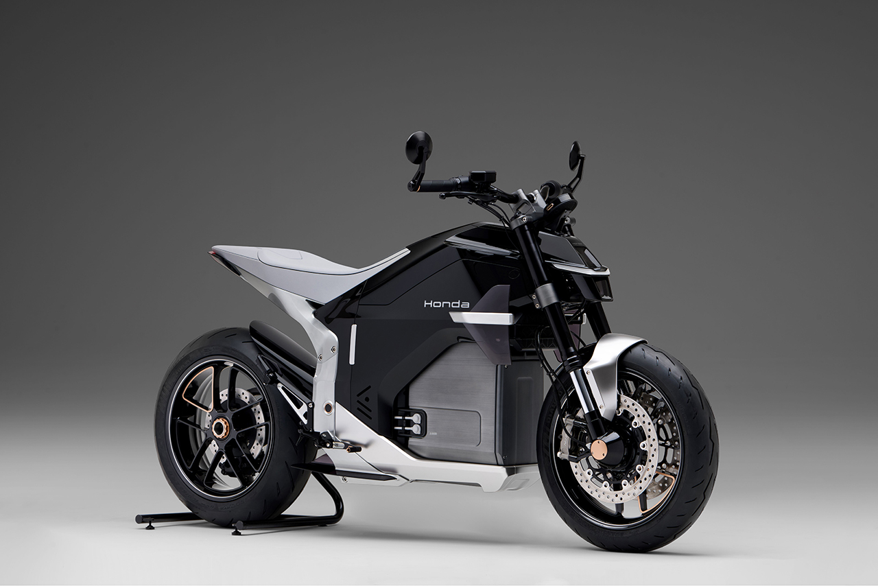 ホンダ、2025モーターサイクルショーの出展概要を発表。話題の電動過給機付きV型3気筒エンジンが登場