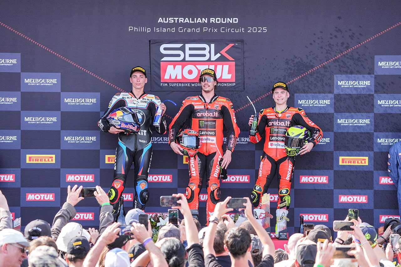 レース1はドゥカティのブレガが勝利。BMWラズガットリオグルは2位死守、長島哲太がポイント獲得／SBK第1戦オーストラリア