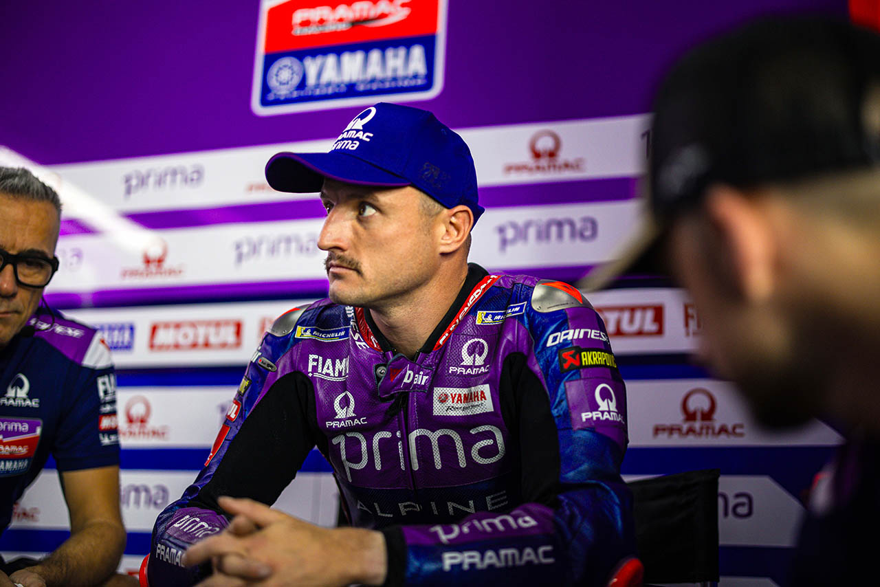 ヤマハ最上位のミラー、トラブルと酷暑に翻弄され「フェアリングを固定するために腕を火傷した」／第1戦タイGP