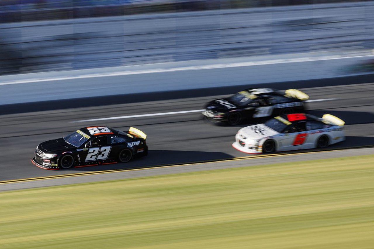 女性ドライバーのキャサリン・レッグが早々の“有言実行”で夢を実現。カマロZL1でフェニックスに参戦へ／NASCAR